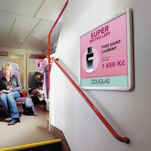 Rámečky ve vlacích